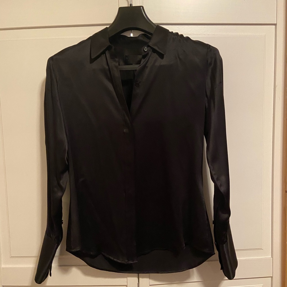Nili Lotan silk button down size medium